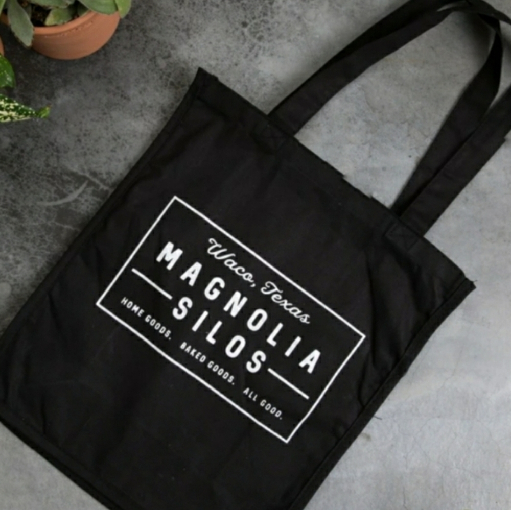 Magnolia Tote